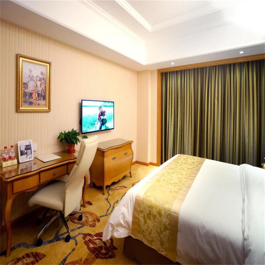 Vienna Hotel Shanghai Meilan Lake Metro Station Luodian  Экстерьер фото