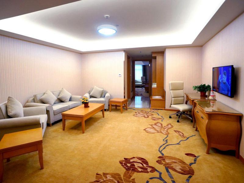 Vienna Hotel Shanghai Meilan Lake Metro Station Luodian  Экстерьер фото